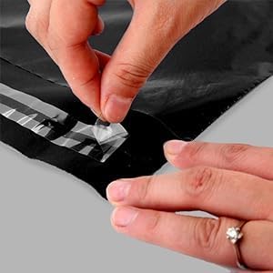 iMBAPrice 10x13 Inches Black Poly Mailers, 200-Pack Mid Size #4 in Matte Black Color Poly Mailing Plastic Envelopes Bags, Self Seal Adhesive Waterproof and Tear Proof (Total 200 Bags)