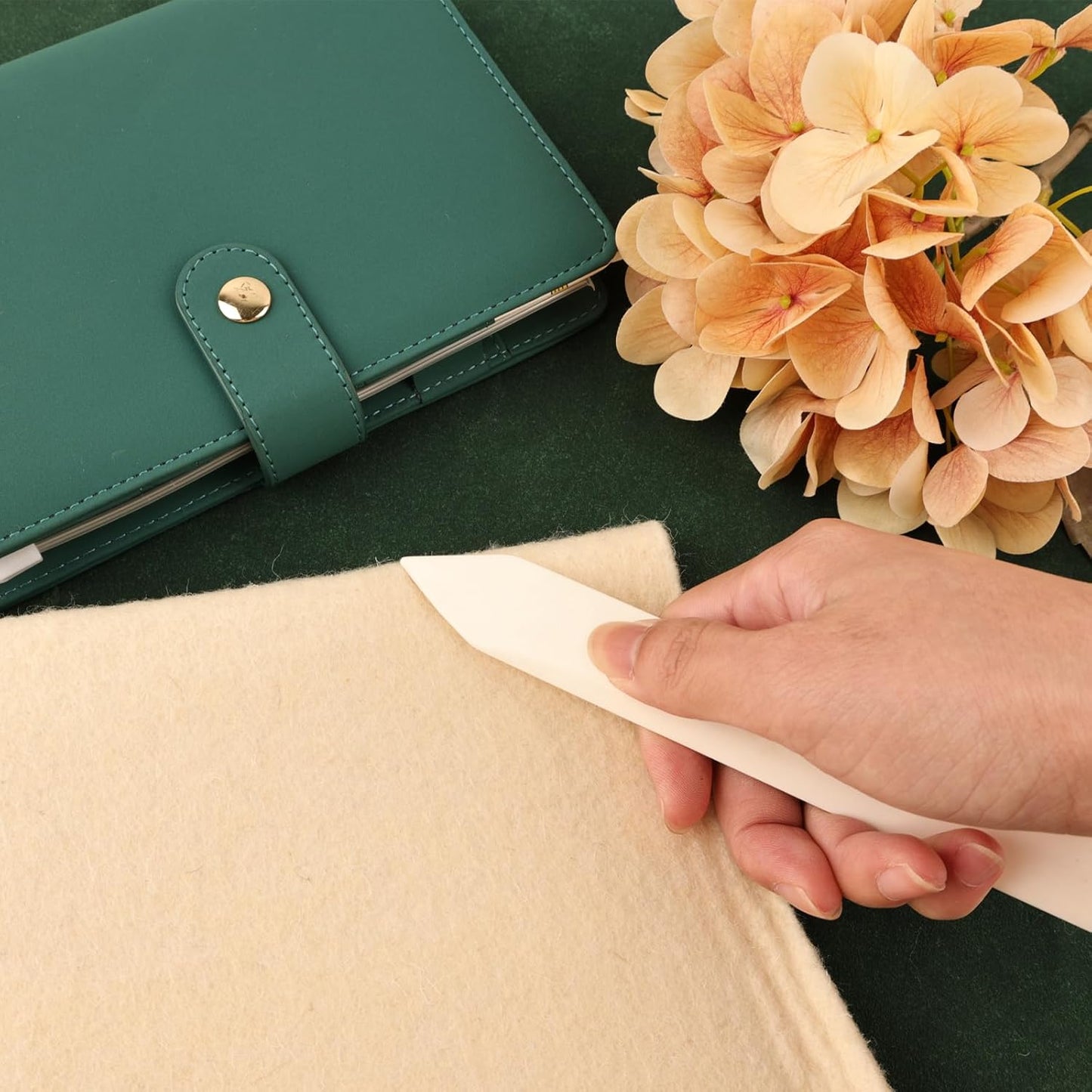 Lineco Genuine Bone Folder Large 8" x 1", Great use for Scoring, Folding and Creasing Paper Projects, Scrapbooking, Bookbinding, Cards, DIY. Ideal for Leather, Handmade Crafts