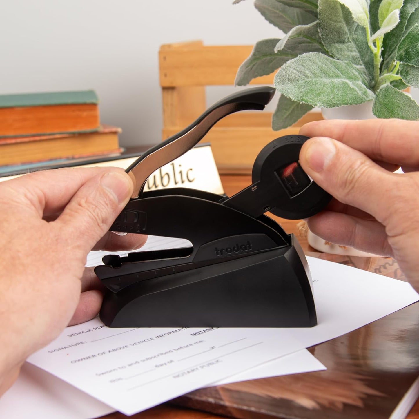 Connecticut Round Notary Embosser | Official State Embosser | Official Seals | Meets State Specifications (Connecticut, Round Embosser)