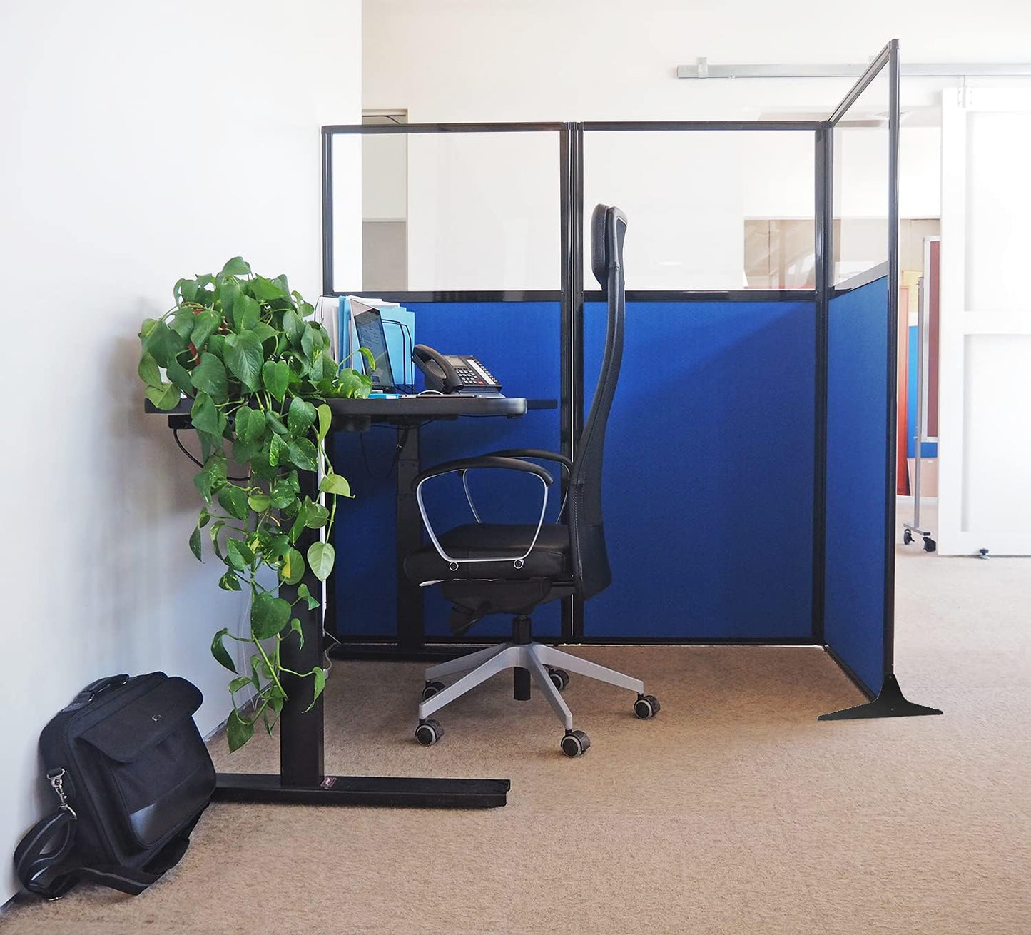 Versare Workstation Partition | Portable Wall Divider | Modern Office Cubicle | Free Standing Privacy Screen | Flexible Work Space | 99" x 70" Warm Pebble Fabric Panels