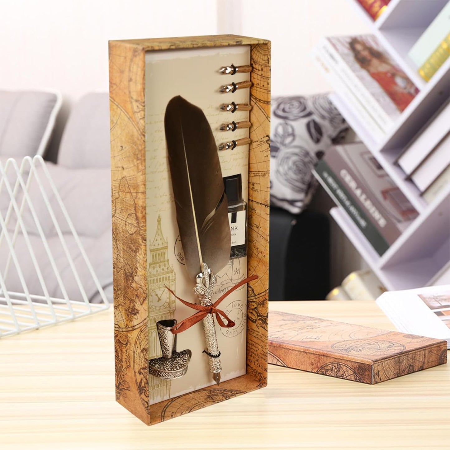 Retro Carving Feather Pen Set, Calligraphy Fountain Dip Quill Pen Set Antique Calligraphy Writing Dip Pen, Feather Pen Ink Set with 5 Replacement Nibs Pen Stand Base for Writing Christmas Gift (Grey)