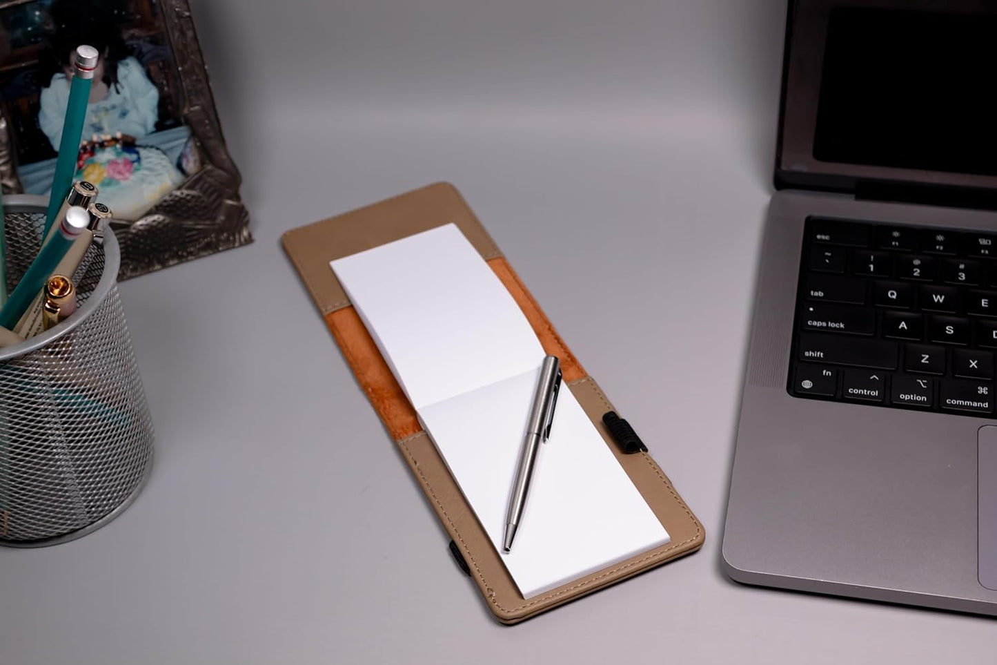 LaserGram Mini Padfolio with Notepad and Pen, Flag of The United States, Personalized Engraving Included (Light Brown)