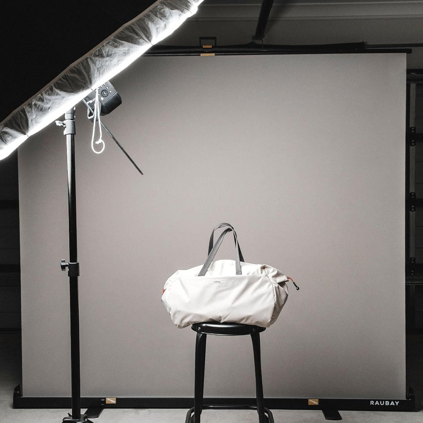 【Wider Style】 RAUBAY 78.7 x 82.7in Large Collapsible Gray Backdrop Screen Portable Retractable Panel Photo Gray Background with Stand for Video Conference, Photographic Studio, Streaming