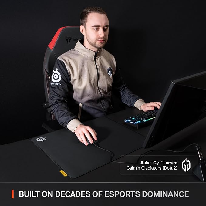 SteelSeries QcK XL Performance Control Gaming Mousepad — Extra Density - Image 8