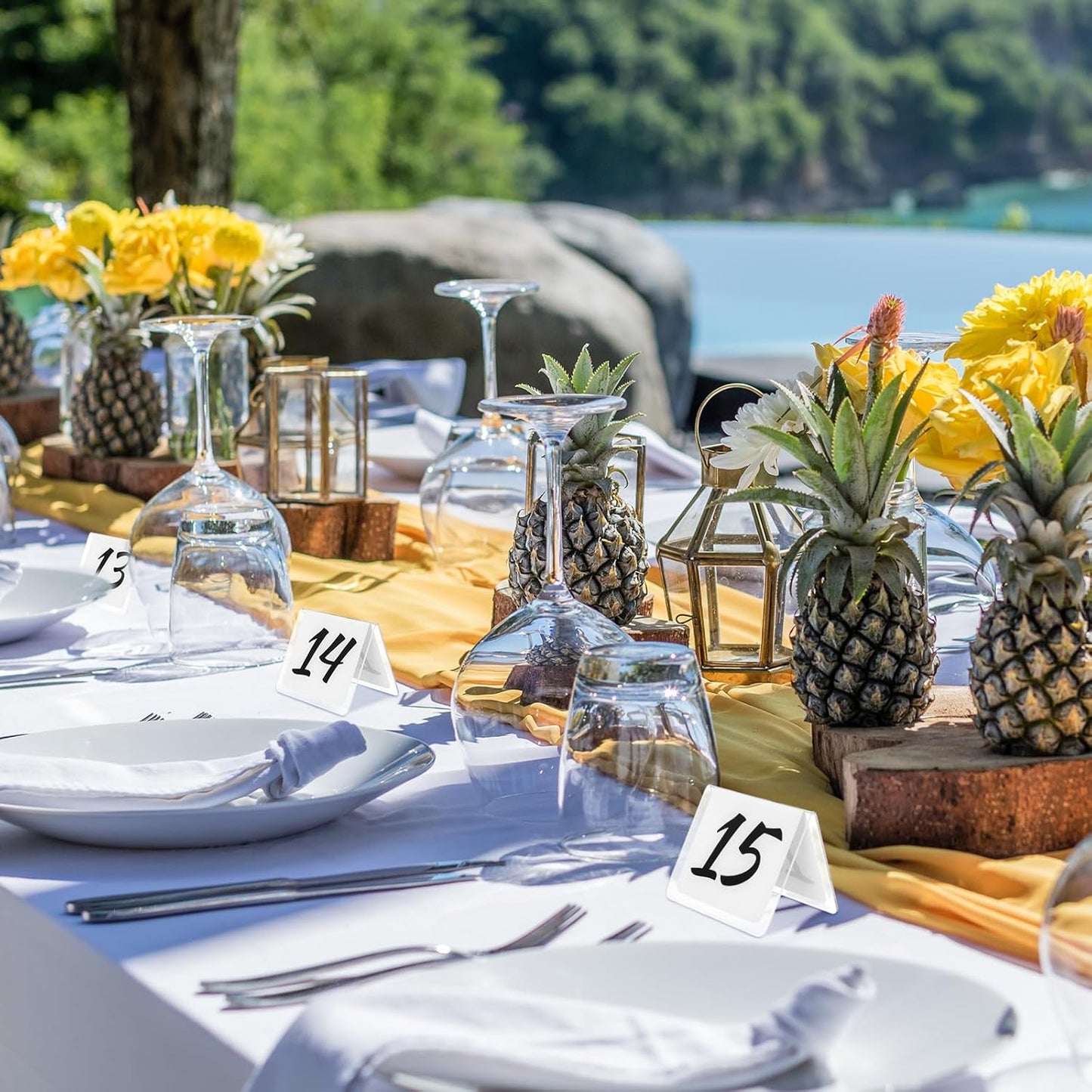 Suzile Table Numbers 1-100, 100-piece Double Sided Gold Acrylic Table Number Tents, 3.15" x 2.75" Number Signs for Receptions, Banquets, Restaurants, and Wedding (White and Black)