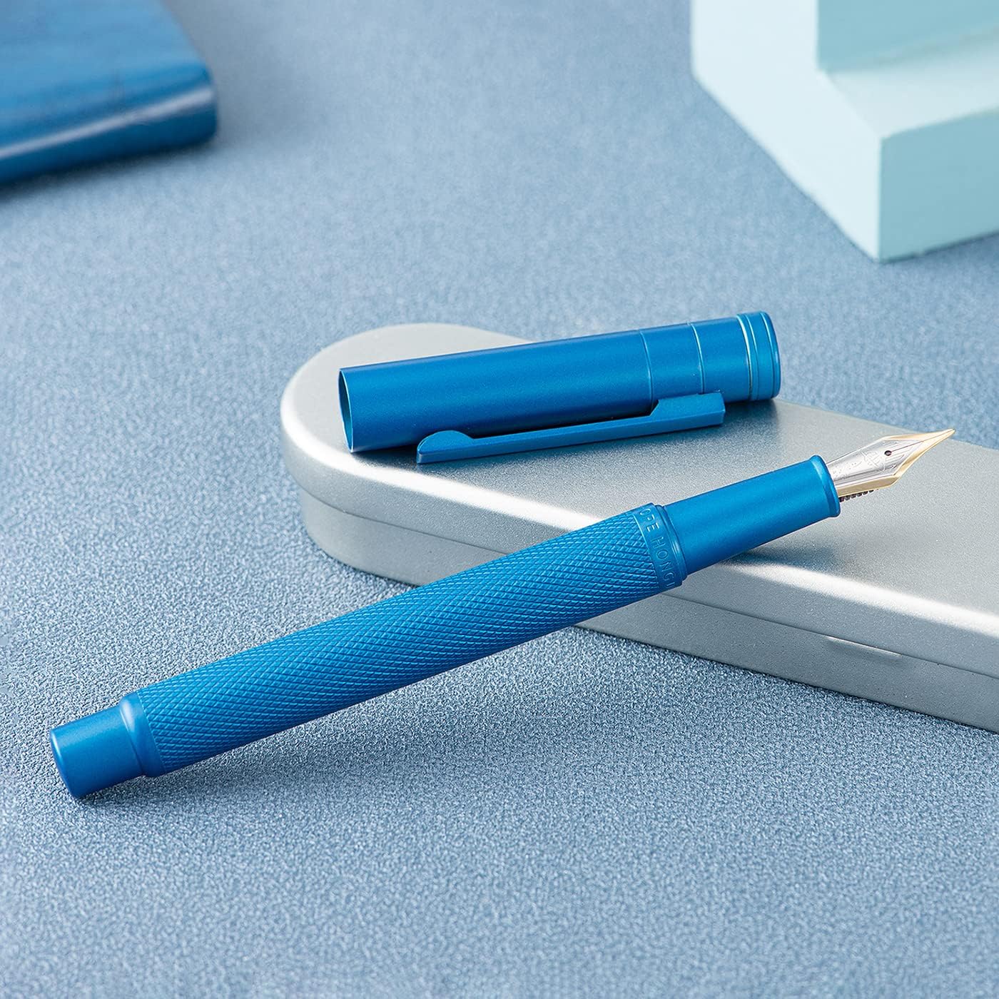 Hongdian 1851 Sky Blue Forest Fountain Pen Blade Nib Classic Design Calligraphy Pen with Converter and Metal Pen Case Set