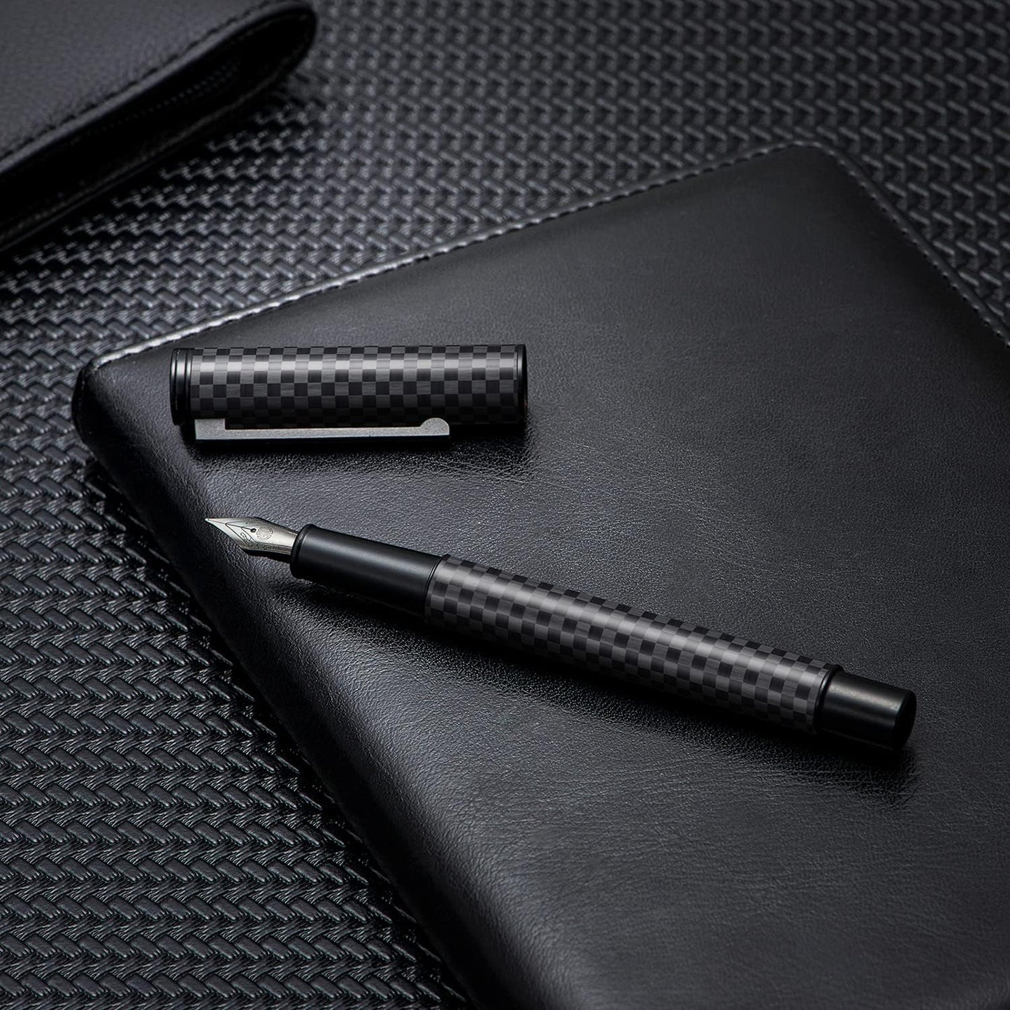 Hongdian Black Carbon Fiber Fountain Pen Extra Fine Nib Elegant Design Smooth Writer with Refillable Converter and Metal Pen Case Set